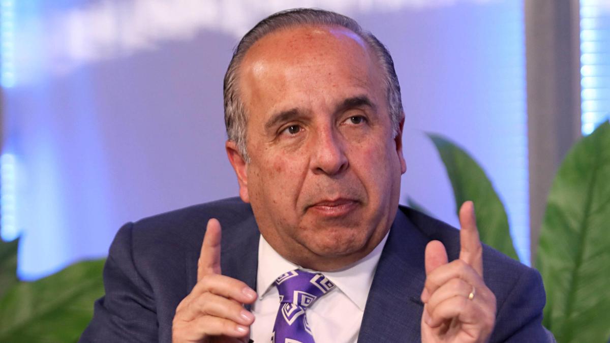Elección Guillermo Reyes como embajador en Suecia se cancela: no cumple con los requisitos