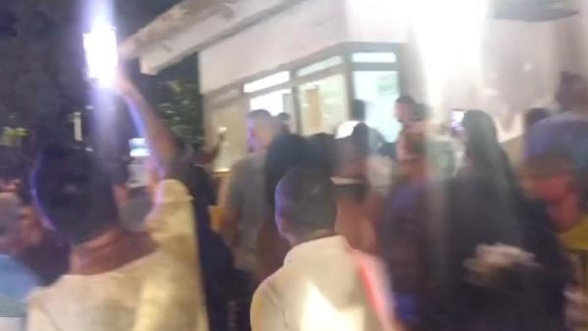 Caos después de una explosión en la policía en el este de todo, en la noche del 25 de abril