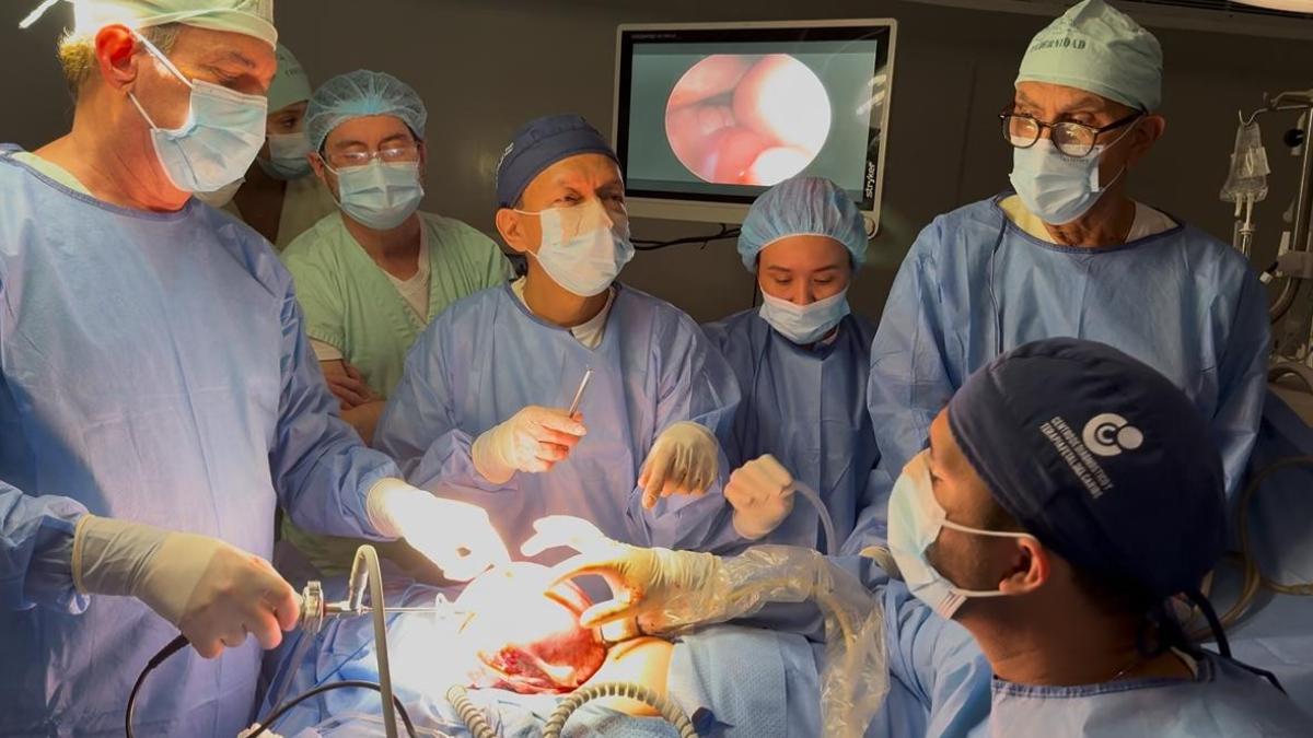 Barranquilla realizó la primera cirugía fetal intrauterina para corregir la gastrosquís