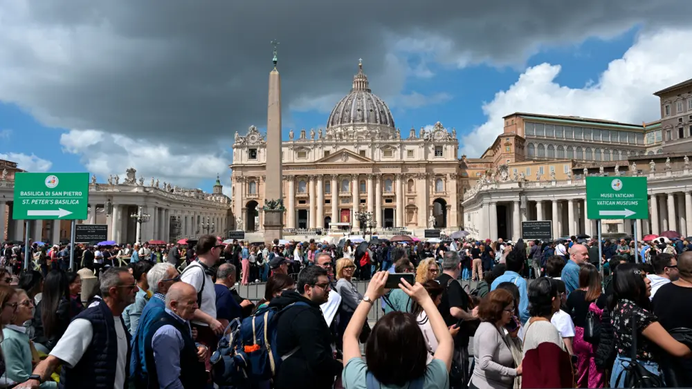 Más de 128,000 personas ya han visitado la Capilla Burning en el Papa Francisco
