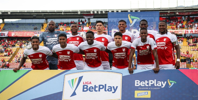 Santa Fe lo saca del titular por decisión técnica: ¿es el mejor?