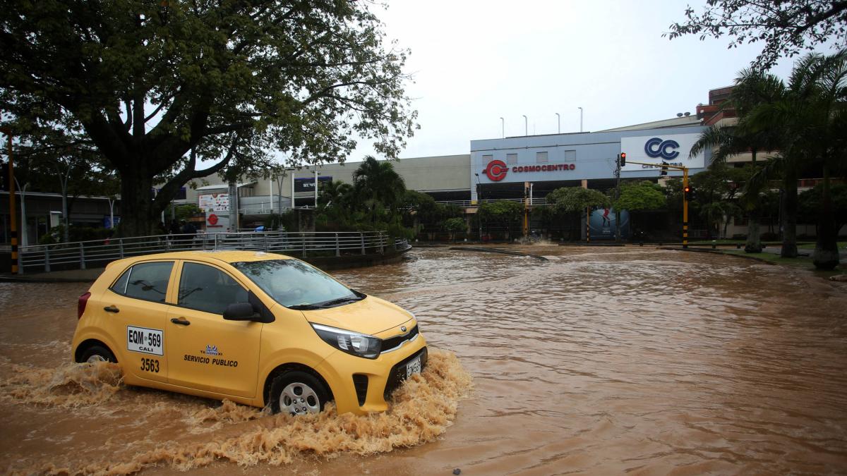 El auto, atrapado en la inundación y cerca del río Pance, había un riesgo

 – En la mira