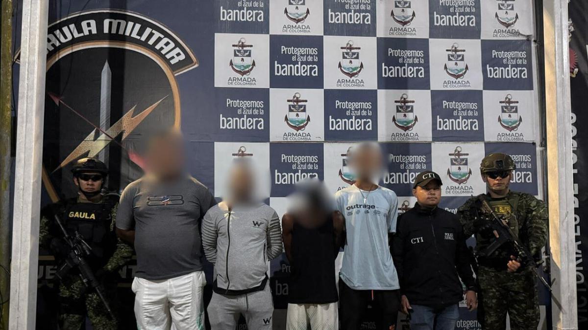 Capturaron a cuatro miembros de “Shottas”: dos de ellos consistían en una mesa de habitación.