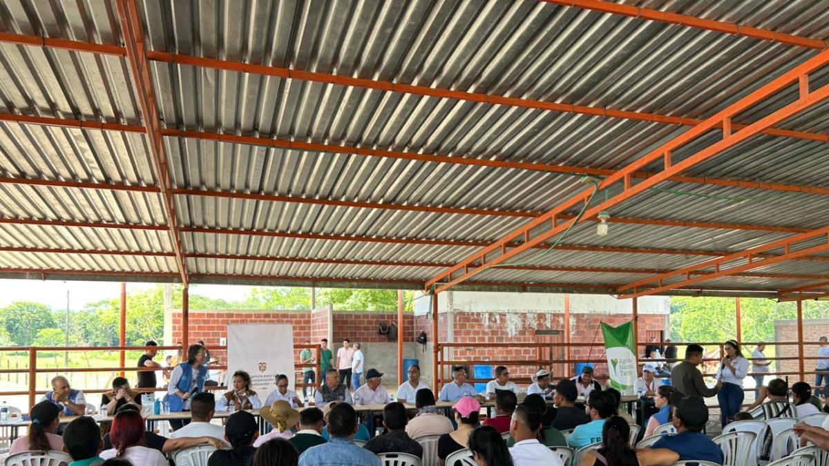 Catatumbo de firmas Paz Obtenga una propiedad para el transporte de ETCR Indian Caño al campo en Cucuta