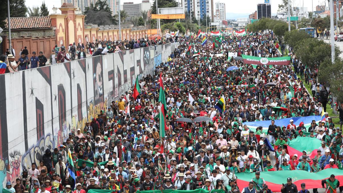 De esta manera, el 1 de mayo, ella vivía en Colombia