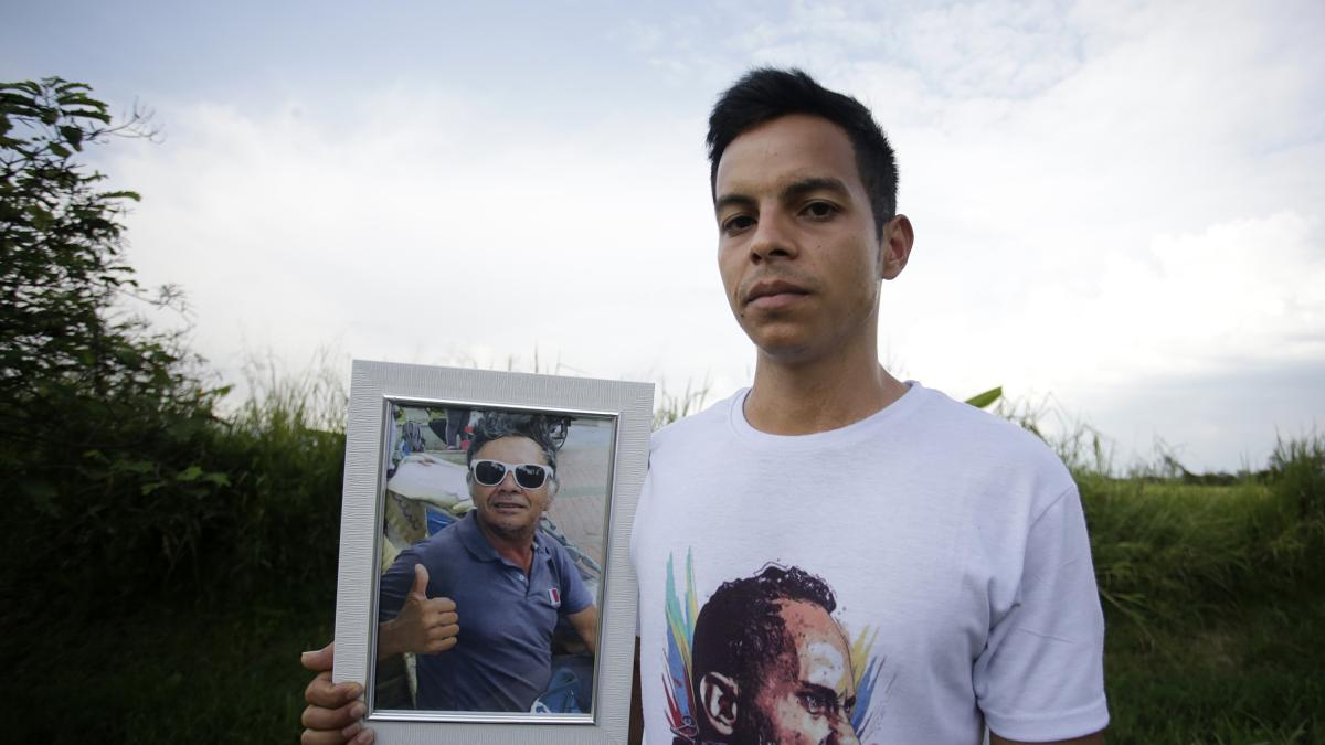 “Mi padre trató de trabajar de manera digna”