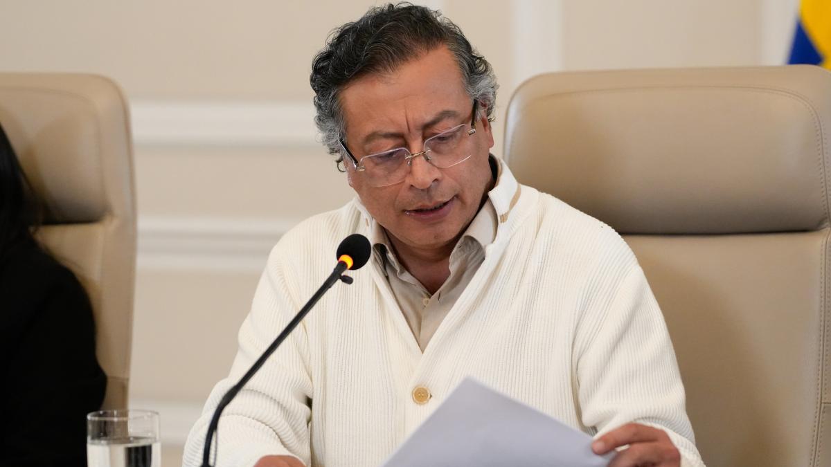 Presidente Gustavo Petro Assurance de que pueden repetir el voto para no llamarlo por directiva

 – En la mira