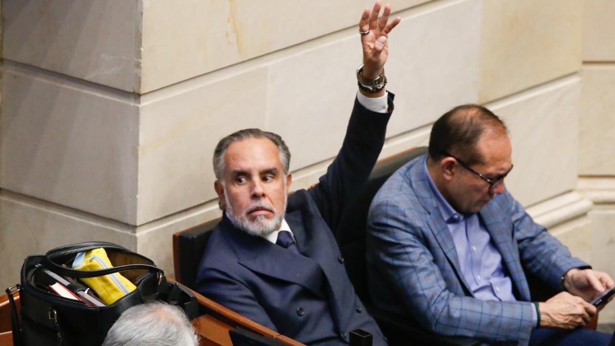 rechazar la resurrección de la fuerza laboral para apoyarla