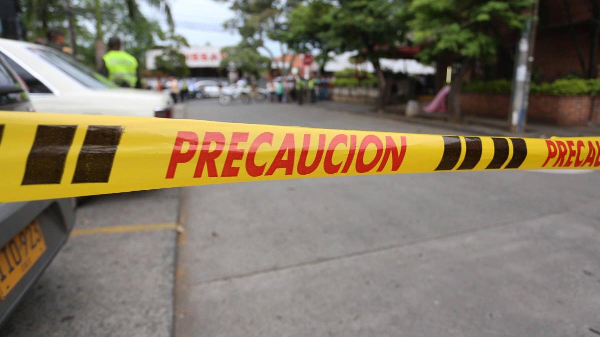Las autoridades examinan la extraña muerte de tres turistas de Bogotá de la misma familia en un hotel en San Andrés

 – En la mira