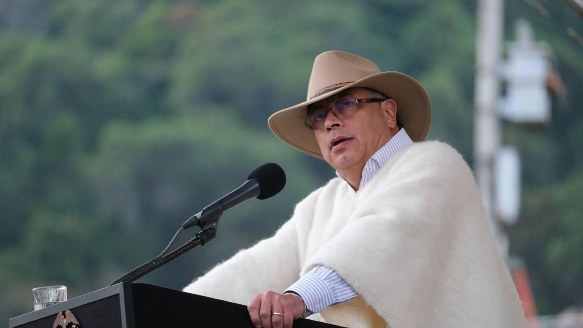 El presidente Gustavo Petro pidió una nueva marcha el 11 de junio en Cali para defender su reforma social

 – En la mira