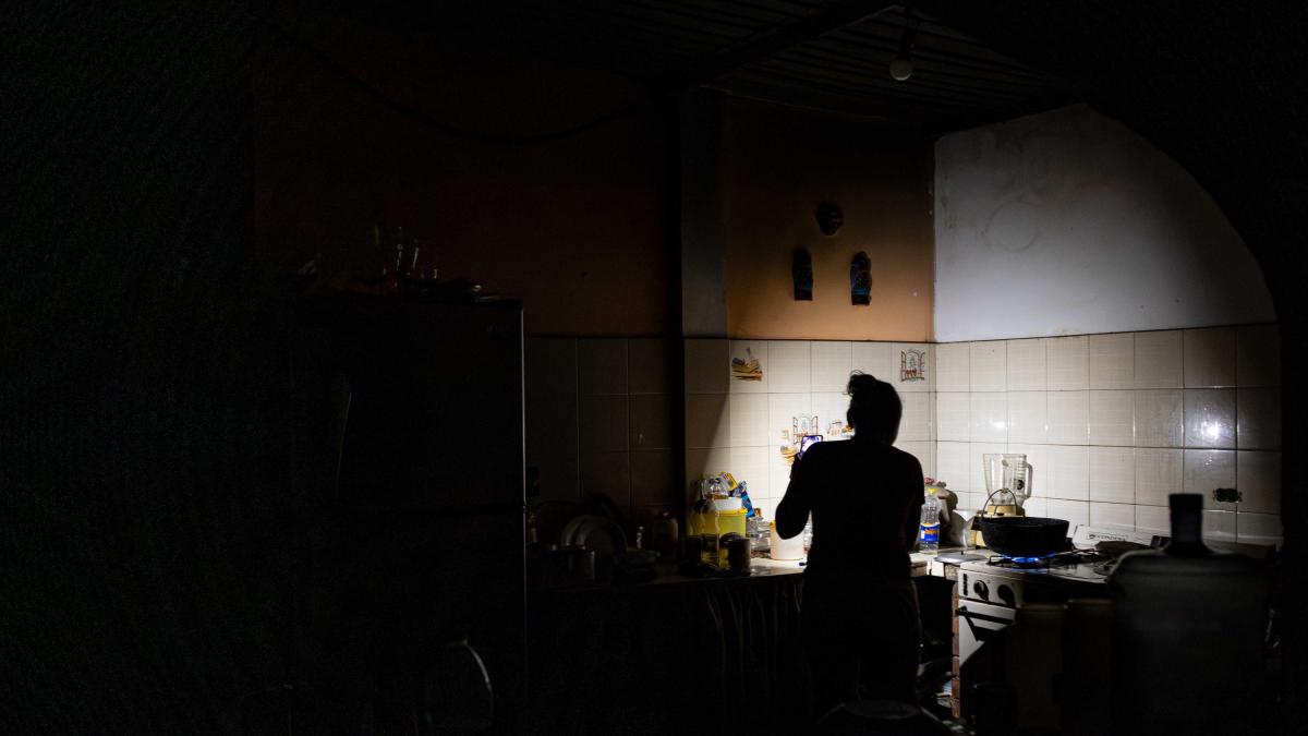 Se dejaron sectores anchos sin energía y un impacto en la movilidad y el comercio

 – En la mira