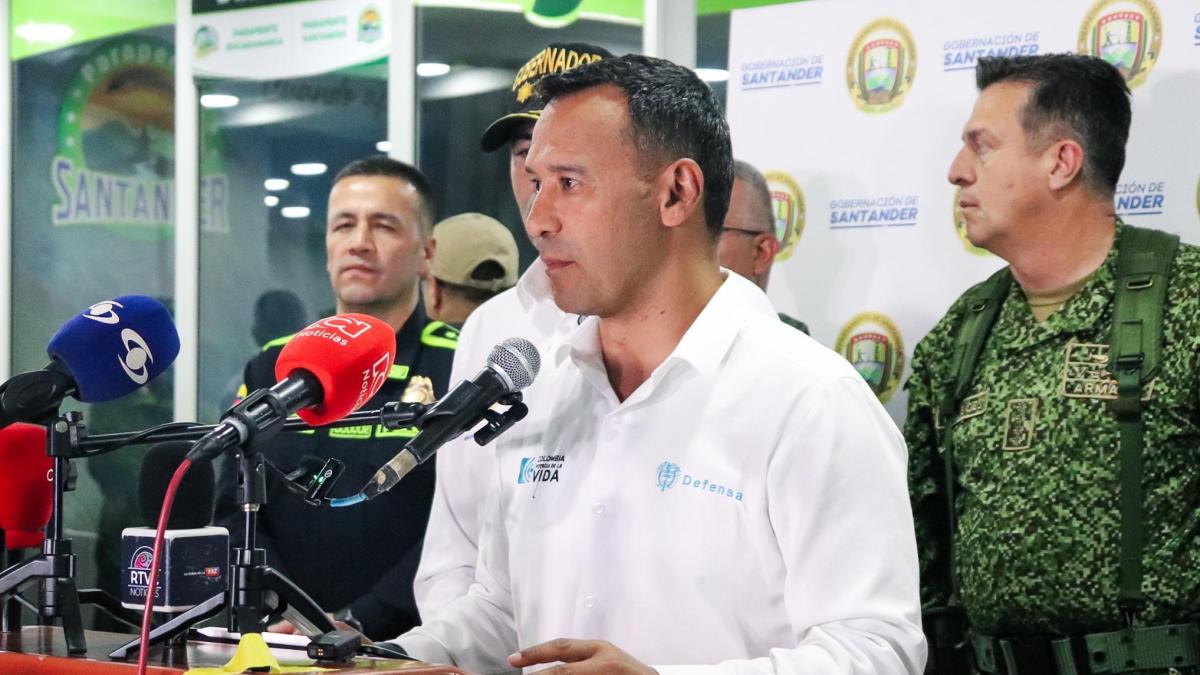 ¿Cómo tiene Santander forzando y crimen? Esto le dio al Ministro de Defensa durante su visita a Floridablanka

 – En la mira