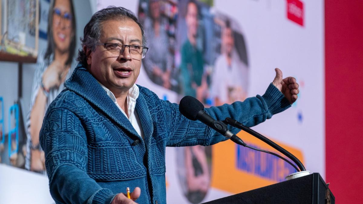 “Desde que presioné el cambio en la fiscalía, decidieron mi muerte”

 – En la mira