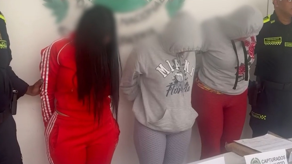Entonces, “Las Mamacitas” funcionó, un equipo de mujeres dedicadas a seducir, drogas y robo de extranjeros en Medellín

 – En la mira