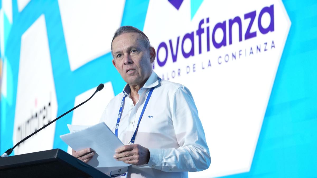 “La democracia colombiana está al borde de la fractura”

 – En la mira