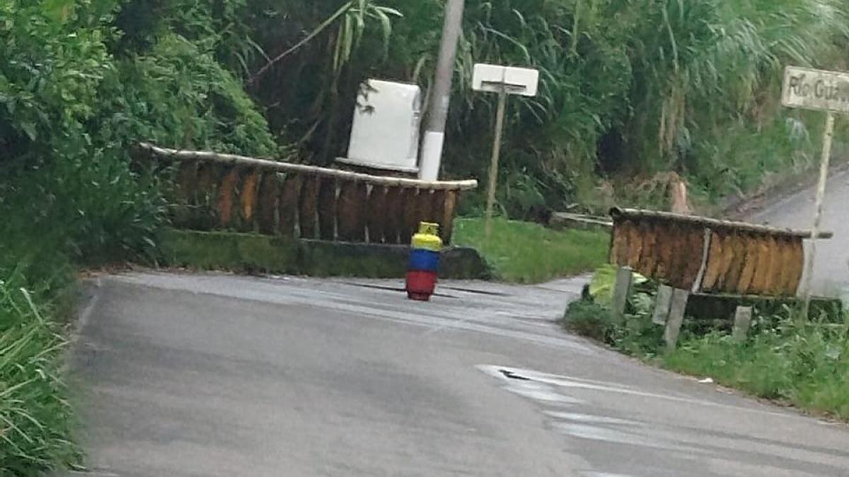 Las autoridades controlaron la explosión abandonada de la manera principal de Jamundí

 – En la mira