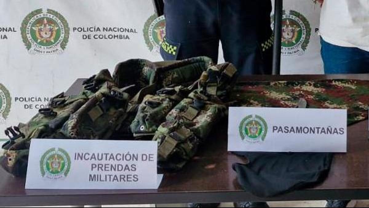 Atraparon a Medellín, con ropa del ejército, al líder de Sierra, buscando asesinato y desaparición

 – En la mira