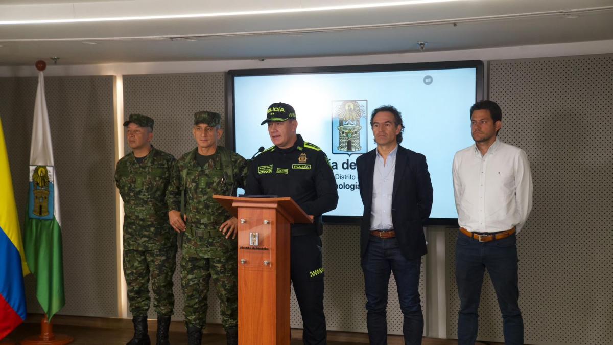 La oficina del alcalde de Medellín ha anunciado una advertencia de máxima seguridad para evitar ataques terroristas

 – En la mira
