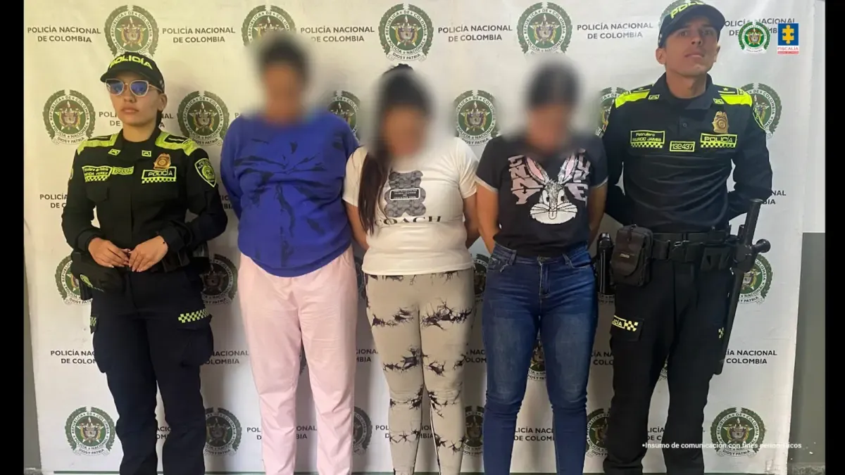 Mamá y tía de una niña de 5 años tomó fotos sexuales y las vendieron

 – En la mira