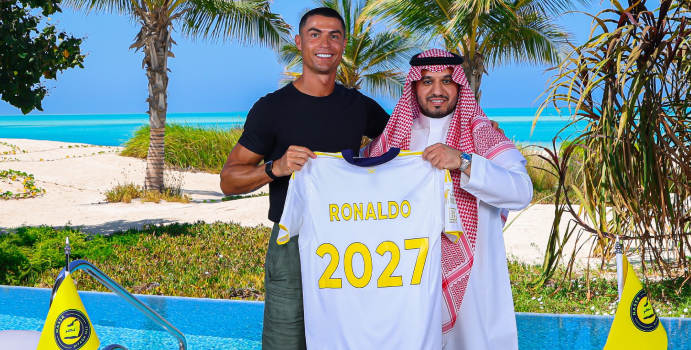 Cristiano Ronaldo se renovó con Al-Nassr hasta 2027

 – En la mira