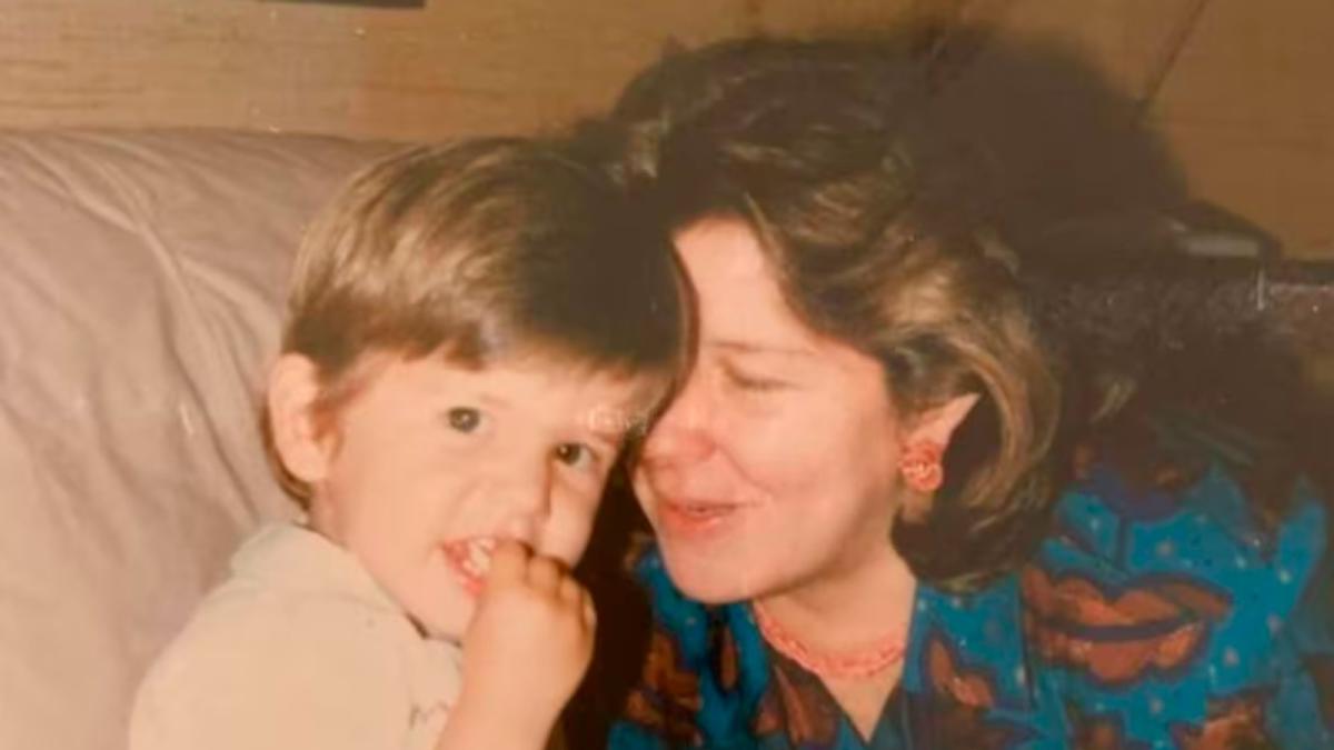 El asesinato de Diana en el ataque a Miguel Uribe

 – En la mira