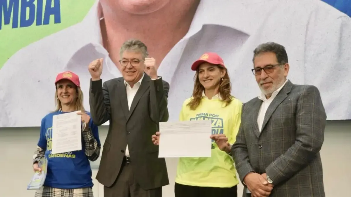 El ex Ministro de Finanzas, Mauricio Cárdenas, registró la candidatura presidencial: “Solo United Avanza Colombia”

 – En la mira