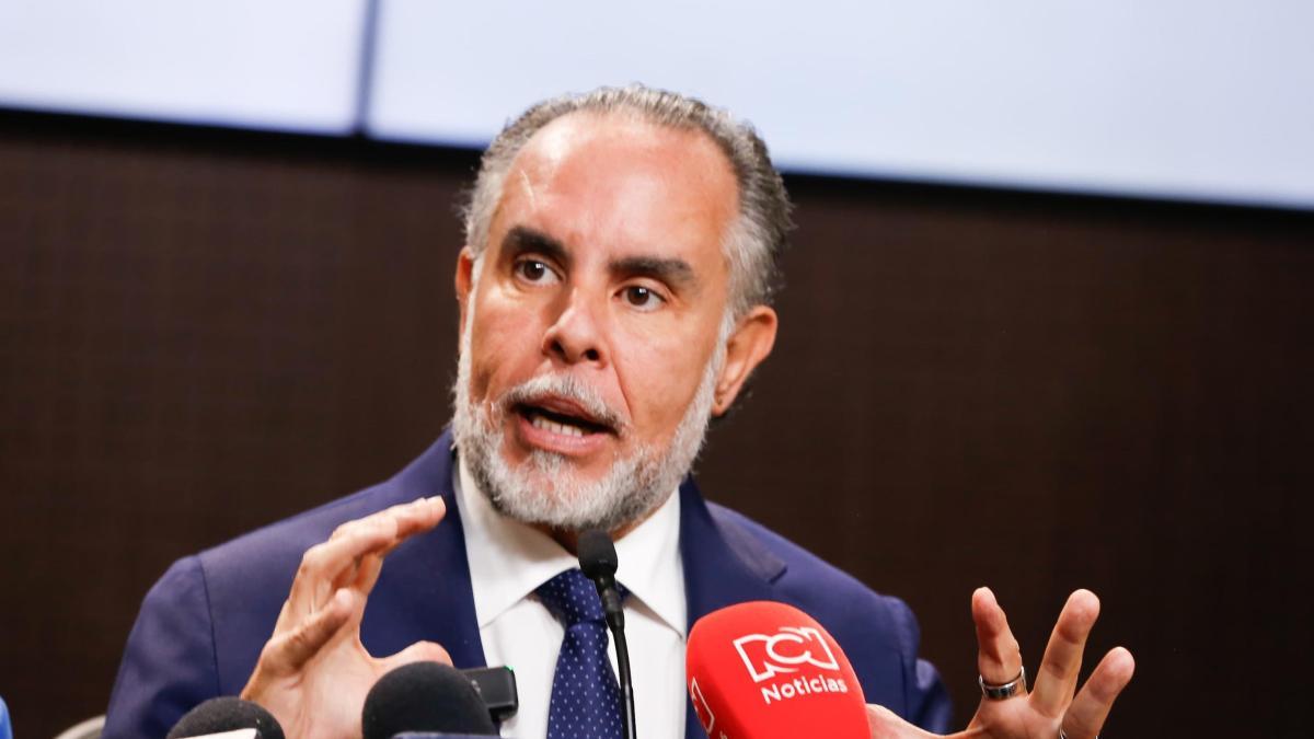 El ministro de Armando Benedetti dice que un ataque contra Miguel Uribe estaría vinculado a ataques en Cauca y Valle

 – En la mira