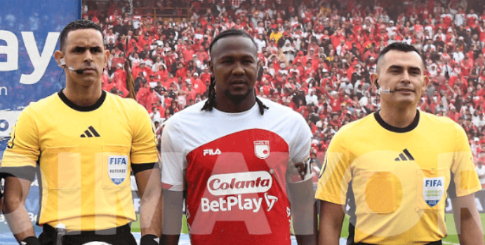 Hugo Rodallega estaría dando pistas de una posible jubilación

 – En la mira