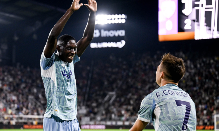 Victoria de la Juventus en su debut en la Copa Mundial de Clubes

 – En la mira