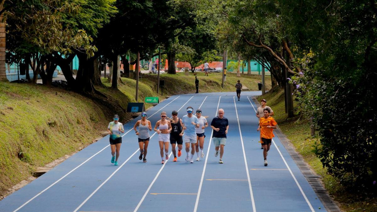 La oficina del alcalde de Medellín proporcionó el trote de la unidad deportiva de Betlehem adaptada a los estándares internacionales

 – En la mira