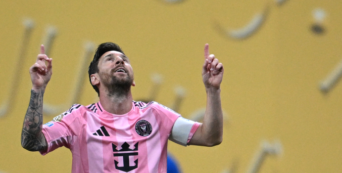 Messi revive al inter de Miami y expira 2-1 a Porto en la Copa del Mundo

 – En la mira