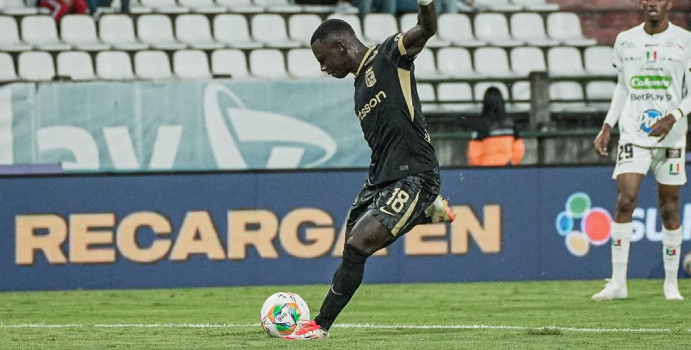 Atlético Nacional ganó con fuerza contra once caldas

 – En la mira