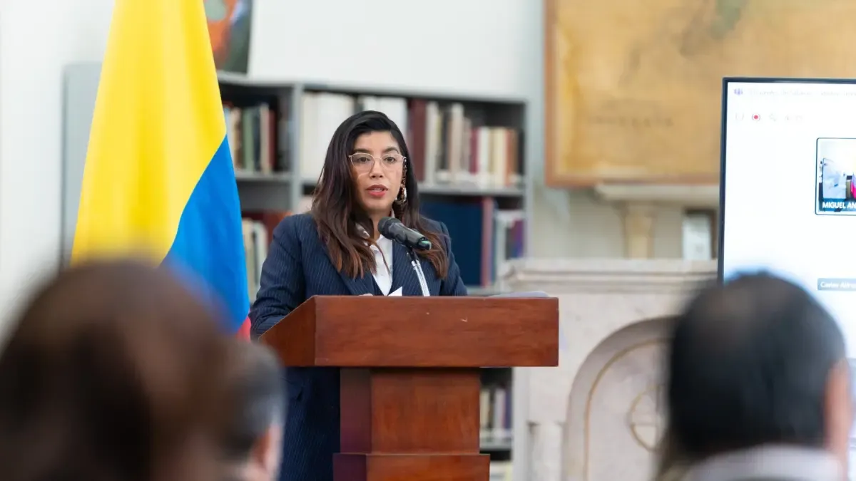 “Queremos tener tantos formatos como sea posible en un proceso diplomático”: Academia Augusto Ramírez Ocampo

 – En la mira