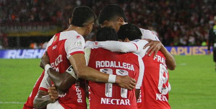 Santiago Mosquera podría estar disponible para enfrentar millonarios

 – En la mira