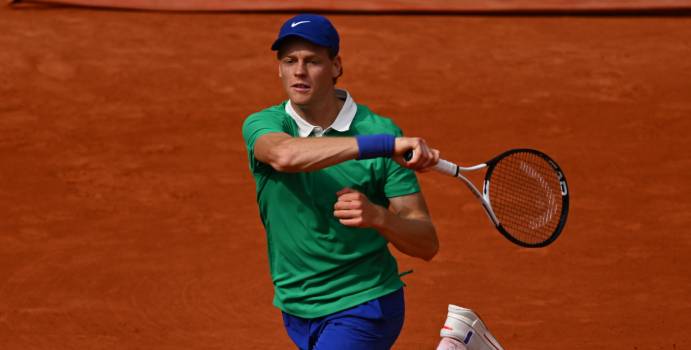 Sinner presenta Bublik y pasa las ‘semifinales’ de Roland Garros

 – En la mira