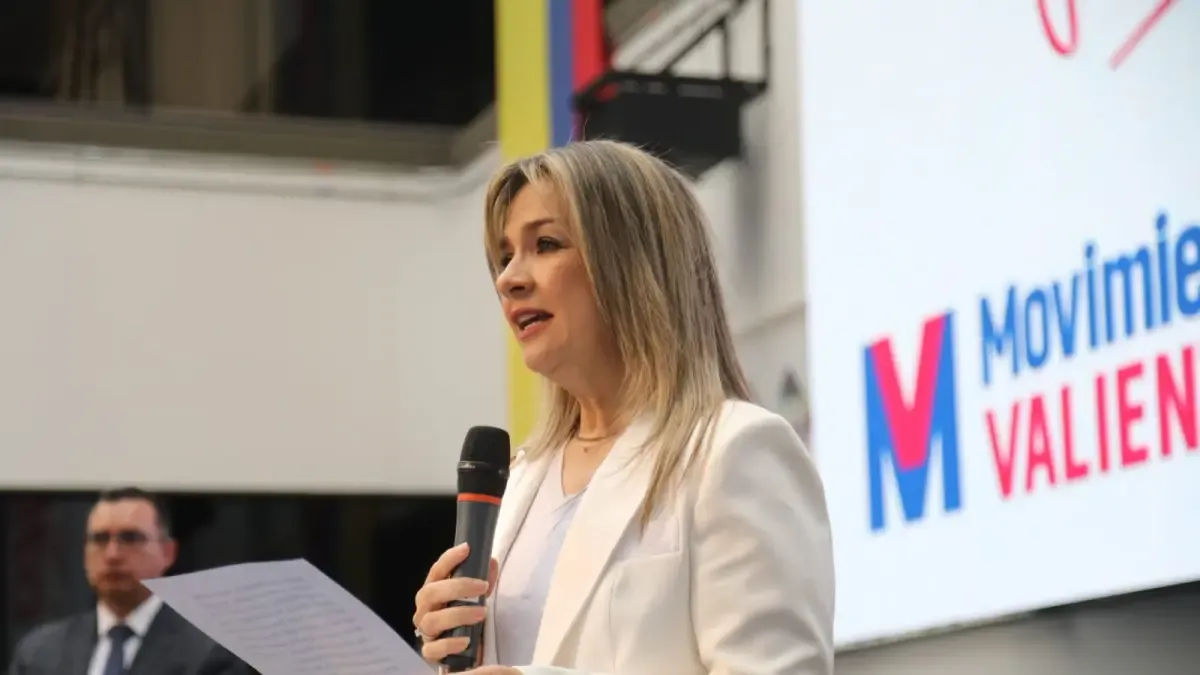 se enfrenta a mencionar en las grabaciones de un plan para derrocar a Petro

 – En la mira