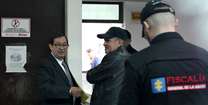 ‘Lucho’ Herrera admitió pagos a paramilitares ante la oficina del fiscal

 – En la mira
