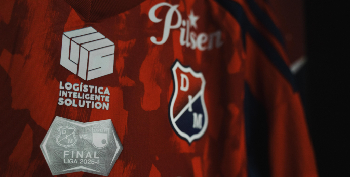 Medellín plantea la posibilidad de continuar con Jherson Mosquera

 – En la mira