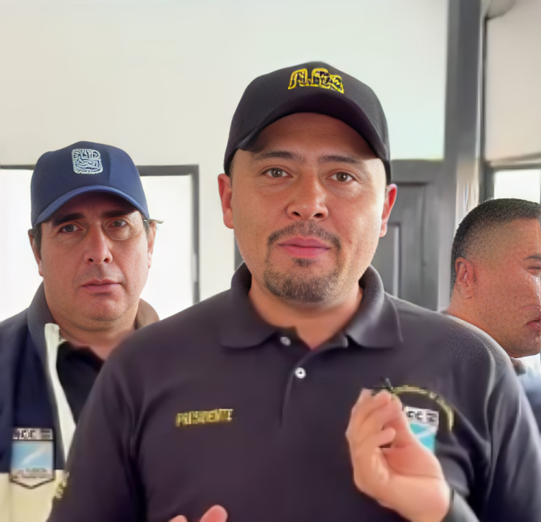 Socializado frente a la instalación de la cámara de Van Guild Save Life en Pasto – 

 – En la mira