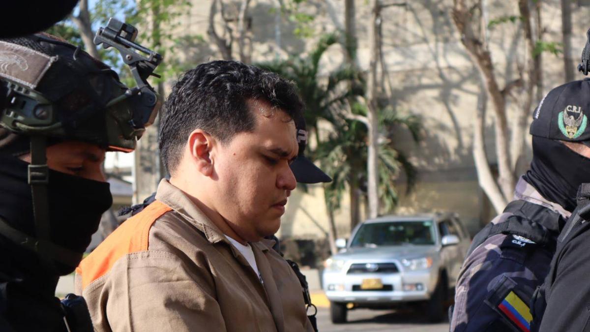 Se espera la reacción oficial de “Castor” y el progreso en el proceso de paz de la ciudad.

 – En la mira