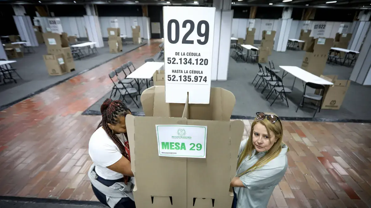 La competencia con el medio, la derecha y la izquierda salió

 – En la mira