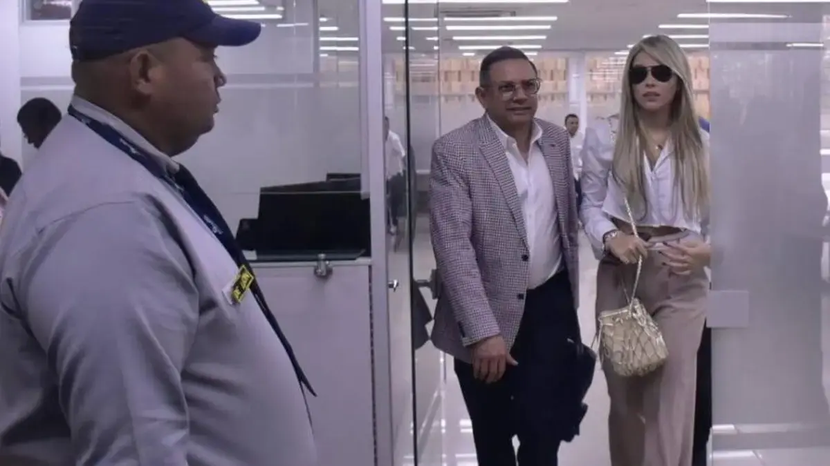 El día de Vásquez responde a la queja de Nicolás Petro sobre ella y Vicky Dávila

 – En la mira