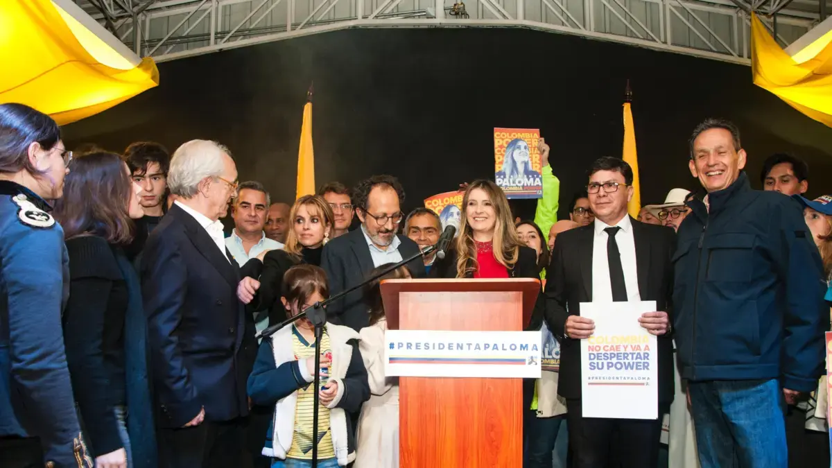 “Mi decisión es ser la primera mujer presidenta de Colombia”: Paloma Valencia

 – En la mira
