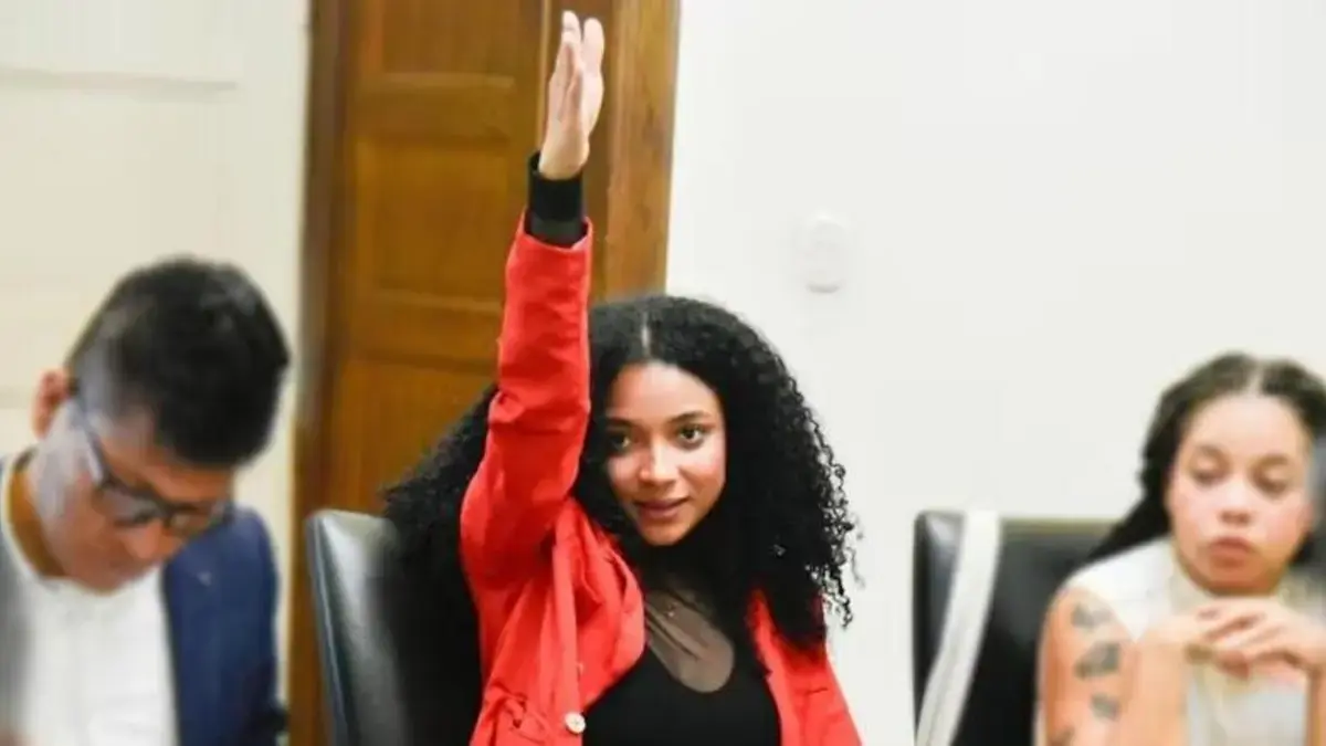 Juliana Guerrero, nominados a los jóvenes, costó 120 millones de pesos a la nación, condena Maria Fernanda Cabal

 – En la mira