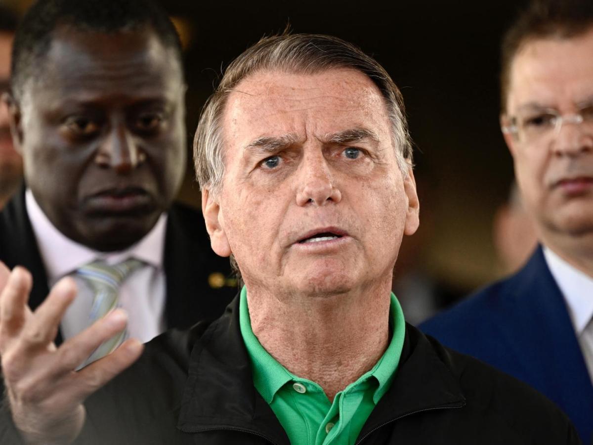 Condenan a Jair Bolsonaro 27 años de prisión por un intento de golpe de estado contra Lula

 – En la mira