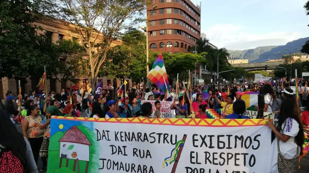 La patrulla policial fue gravemente herida, después de que el arma de fuego fue atacada por los miembros de la pandilla en Puerto Tejada, Norte del Cauca

 – En la mira