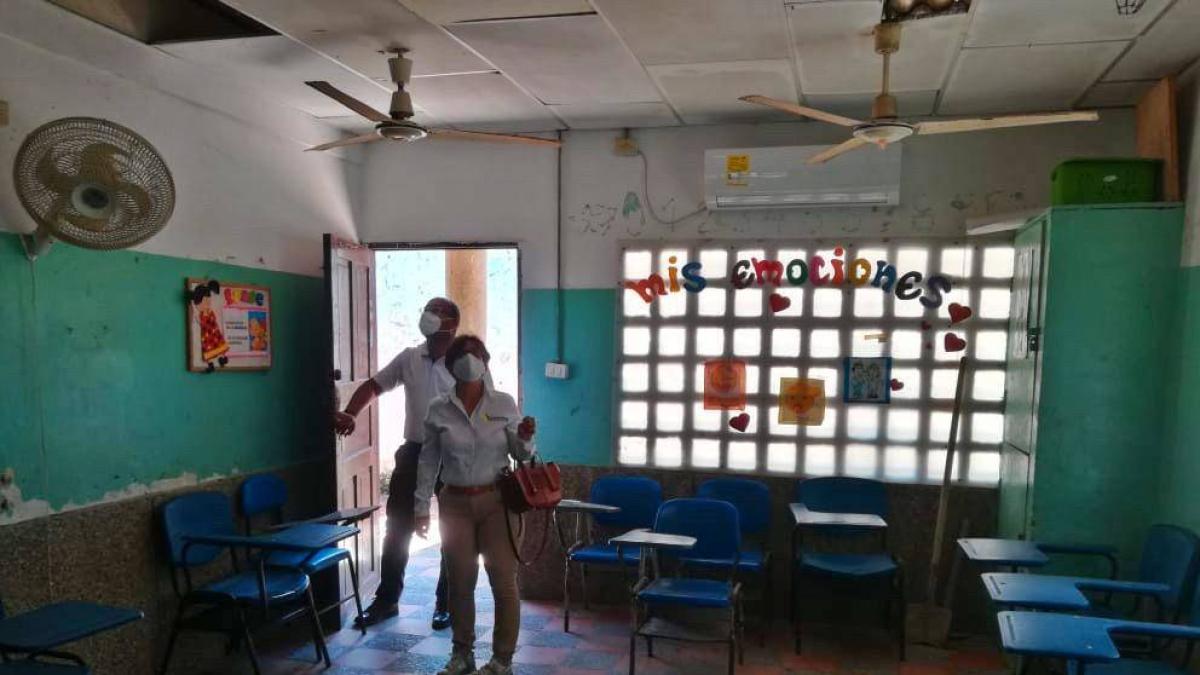 El juez niega que el tutenage trabaje en ocho escuelas y órdenes del distrito para continuar trabajando

 – En la mira
