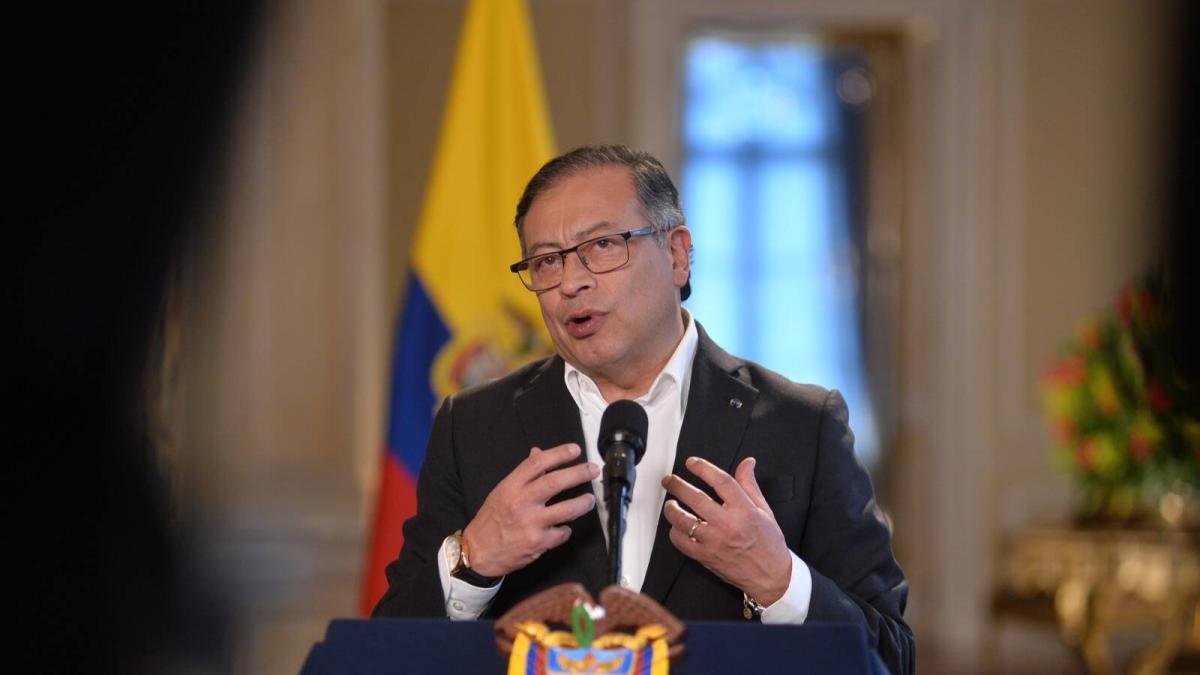 El presidente Gustavo Petro anuncia que “el gobierno del Senado ha mejorado por completo” después de la elección de Carlos Camargo como magistrado como sheriff

 – En la mira