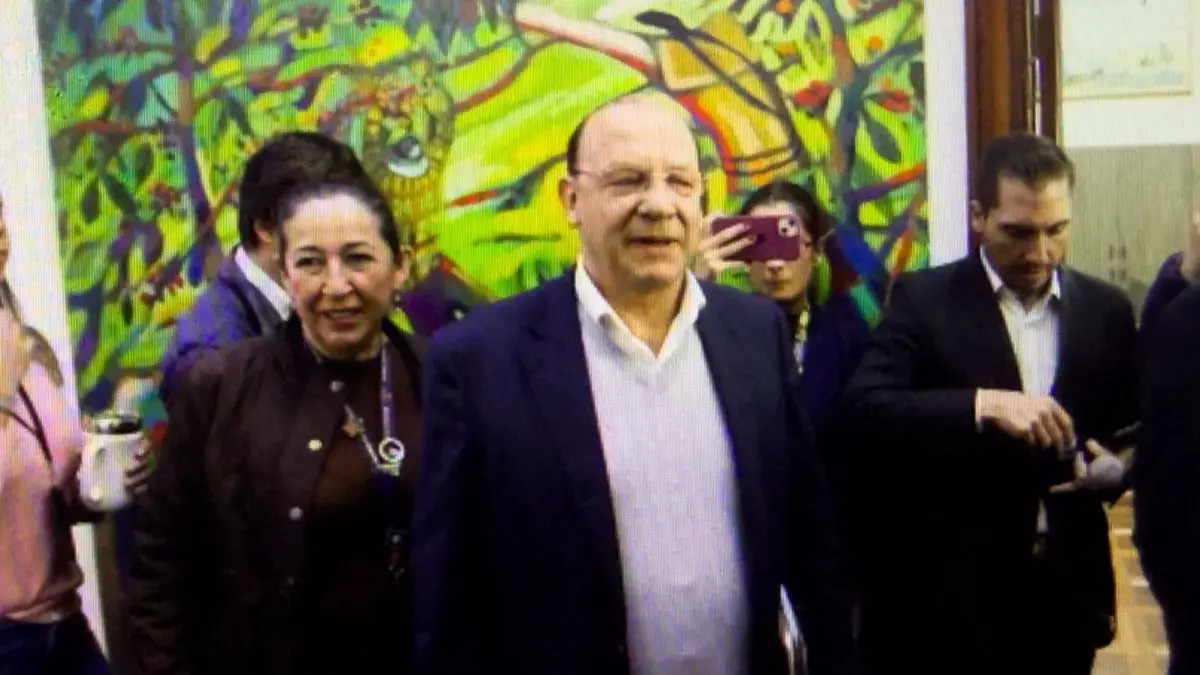 Las cuentas no dan control de Gustavo Petro

 – En la mira