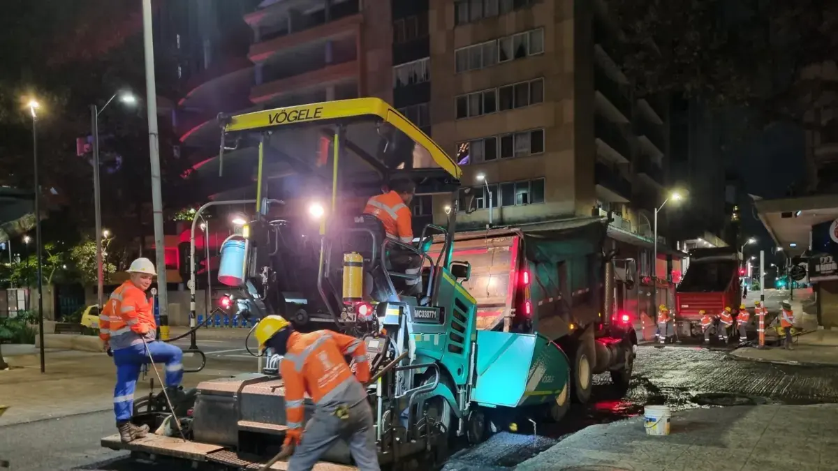 En las calles cubiertas con casi 15,000 hoyos

 – En la mira
